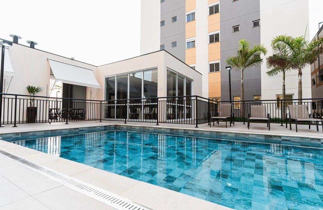 Piscina do empreendimento Città di Módena